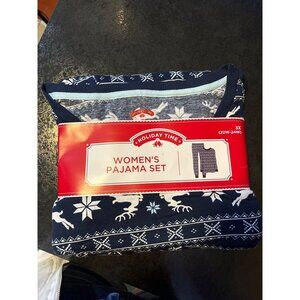Holiday Time Womens Pajama Set Navy Reindeer Snowflake Design Sz 3X